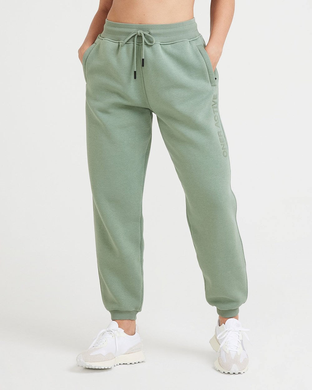 Oner Active Classic Lounge Jogger Sage | 74HSJKYTI