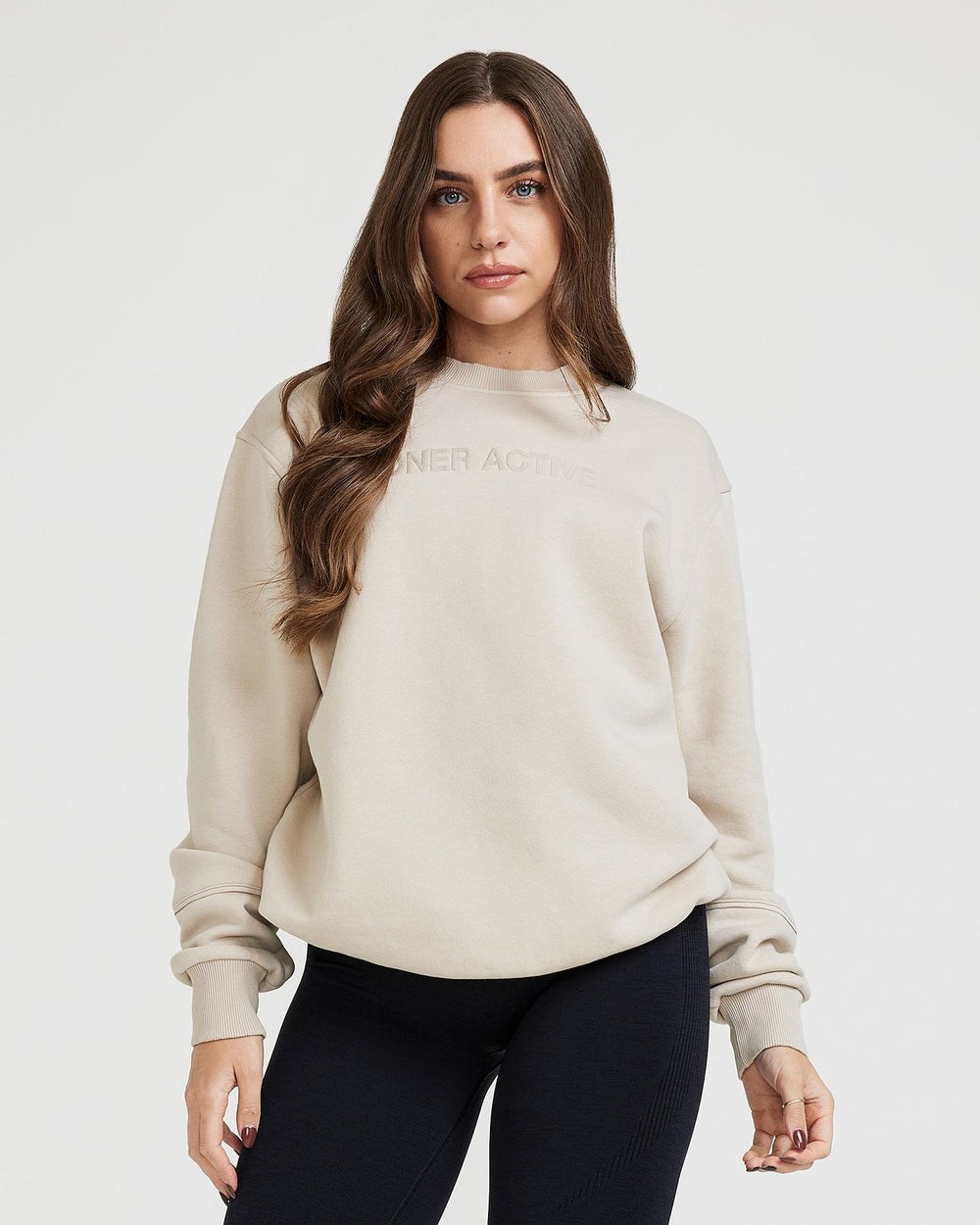 Oner Active Classic Lounge Oversized Crew Neck Sand | 74WZGSLPE