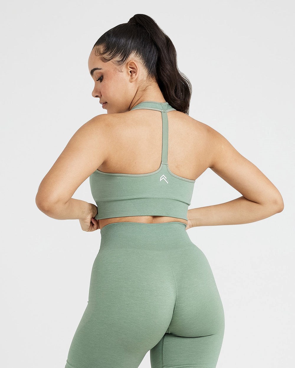 Oner Active Classic Seamless 2.0 V-Neck Bralette Sage Marl | 95AGHRCOX