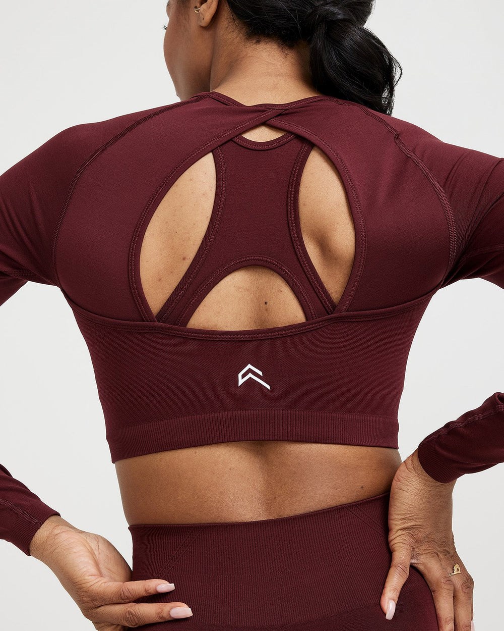 Oner Active Effortless Seamless Long Sleeve Crop Top Rosewood | 19QAEMBHZ