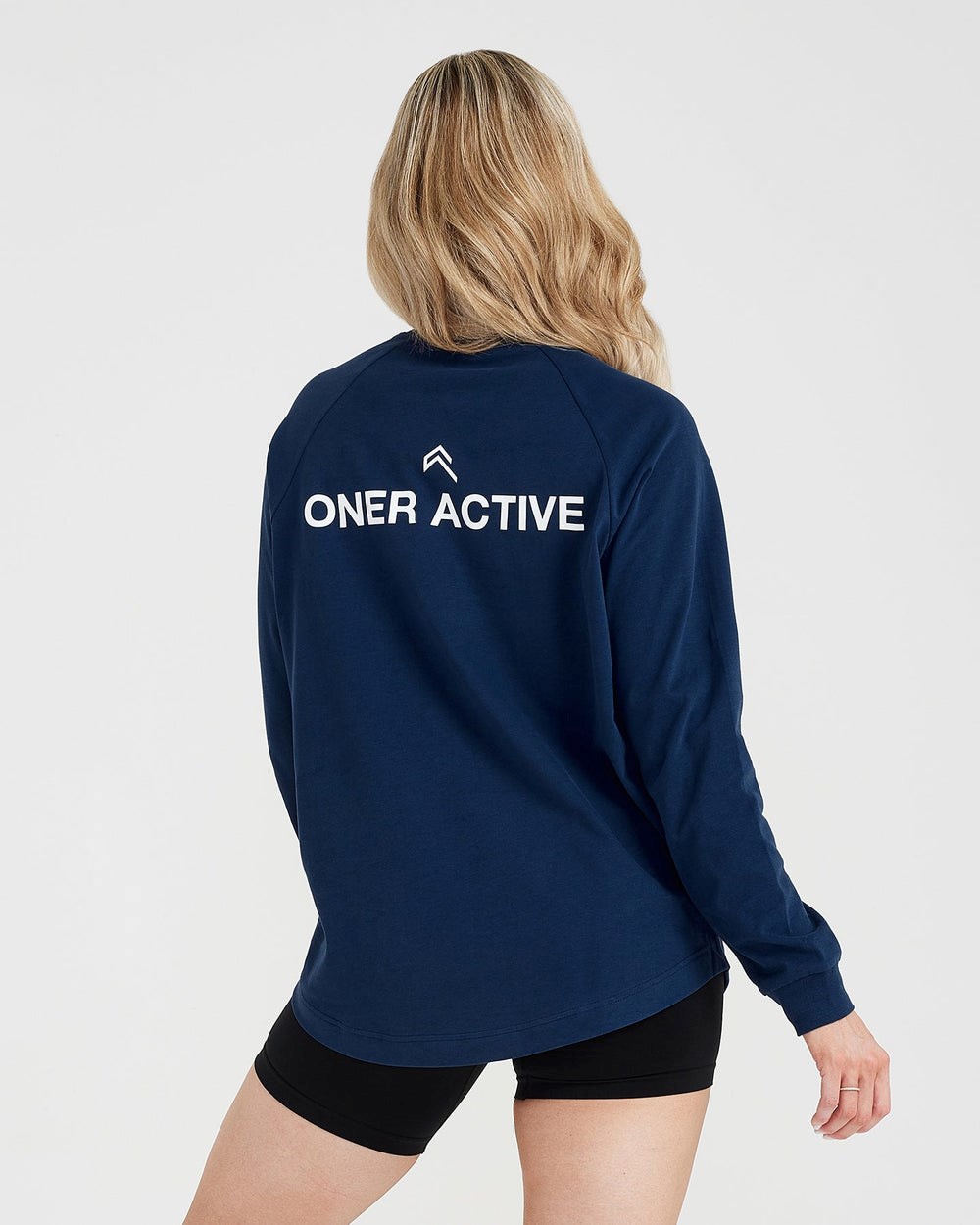 Oner Active Grafická Oversized Long Sleeve Tee Washed Midnight | 31FLTPNAB