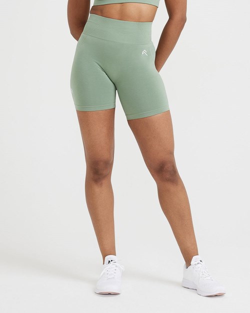 Oner Active Effortless Seamless Shorts Sage | 24OKUISTW