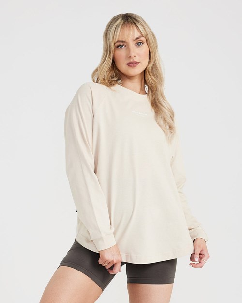 Oner Active Grafická Oversized Long Sleeve Tee Washed Sand | 64UAFWEZO