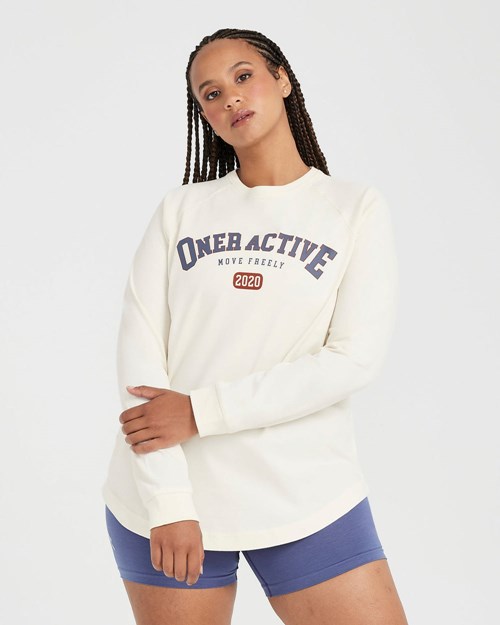 Oner Active Oversized Long Sleeve Club Tee Bílé | 35YOHAVDG